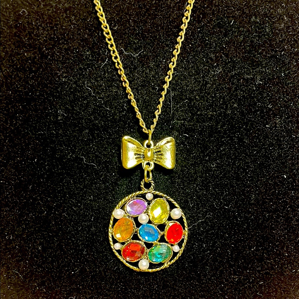 Vintage Gold Tone Multicolor Pendant Necklace with Bow